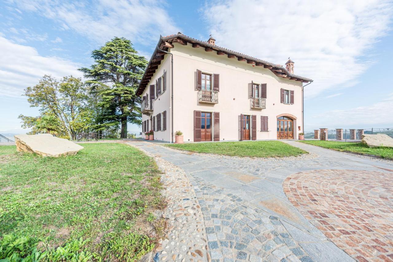Villa Bricco Paglieri, Entire Villa ألبا المظهر الخارجي الصورة
