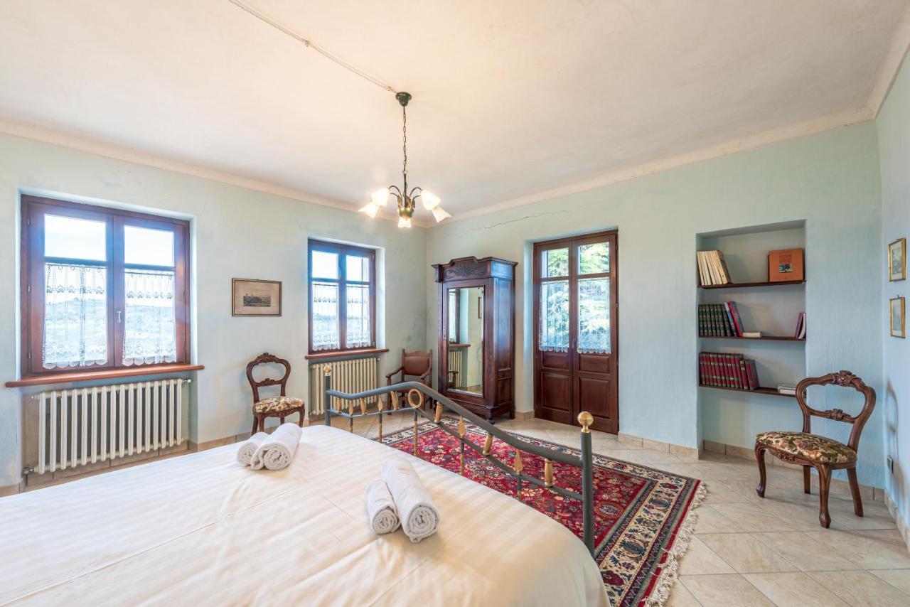 Villa Bricco Paglieri, Entire Villa ألبا المظهر الخارجي الصورة