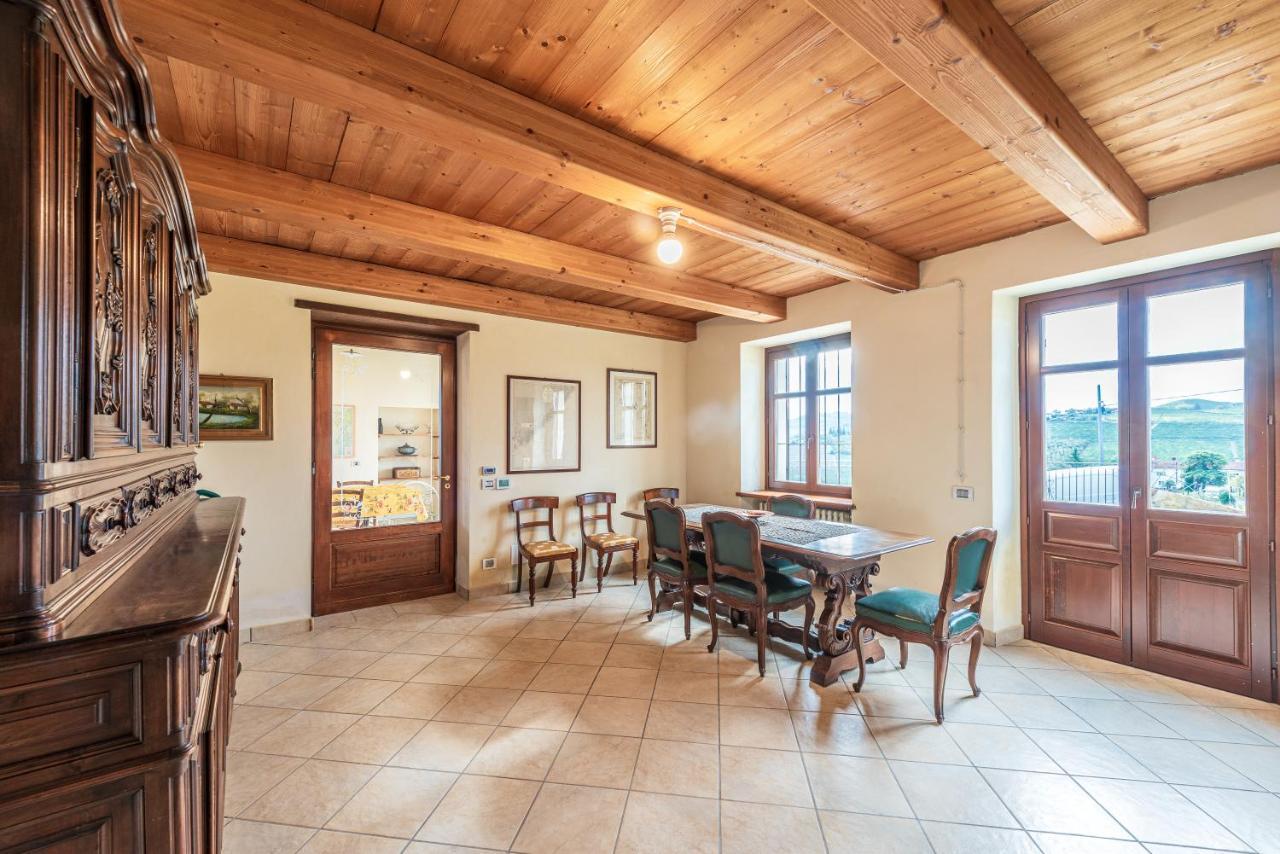 Villa Bricco Paglieri, Entire Villa ألبا المظهر الخارجي الصورة