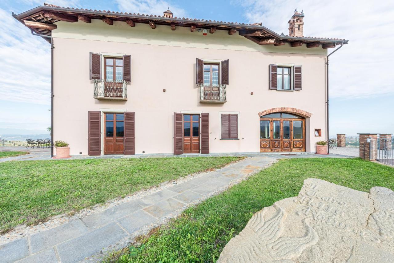 Villa Bricco Paglieri, Entire Villa ألبا المظهر الخارجي الصورة