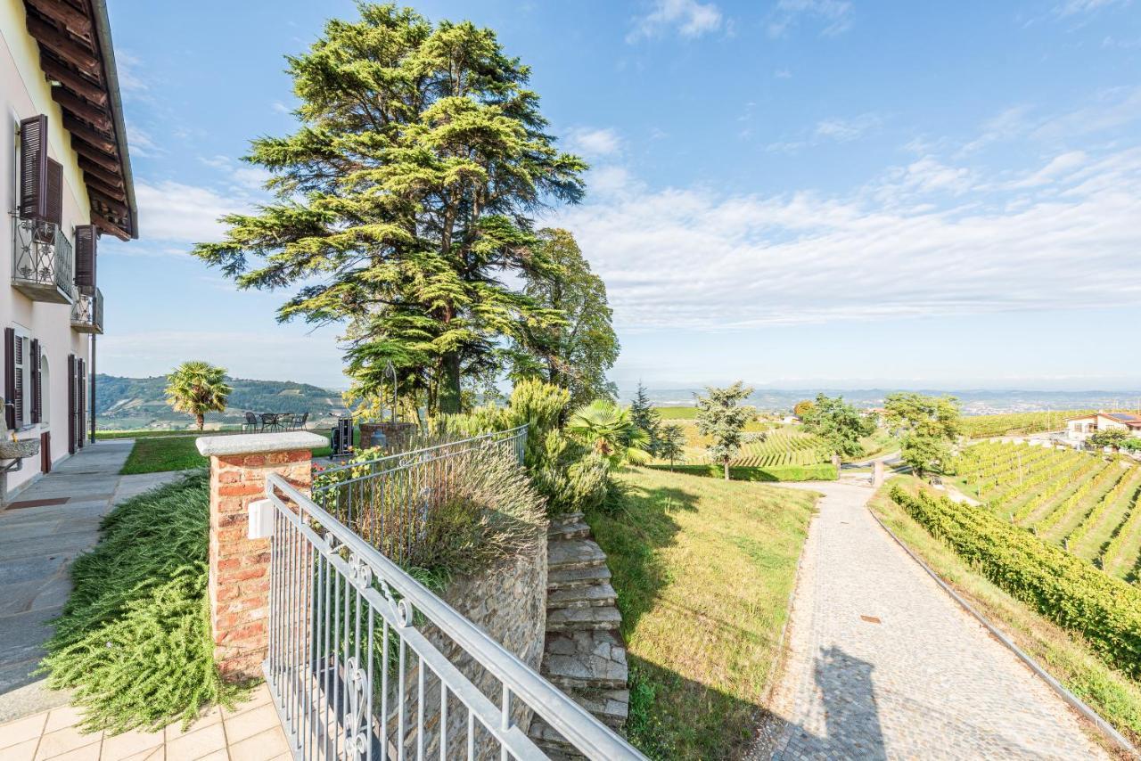 Villa Bricco Paglieri, Entire Villa ألبا المظهر الخارجي الصورة